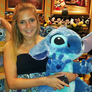 Meet your Posher, Gill